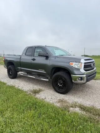 2015 Toyota Tundra SR5