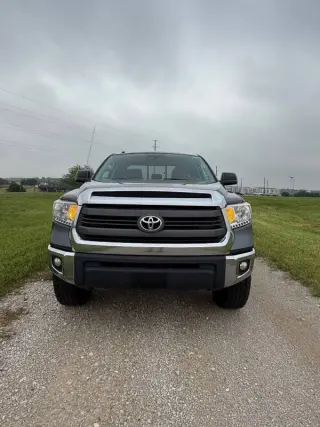 2015 Toyota Tundra SR5