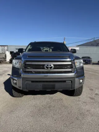 2015 Toyota Tundra SR5