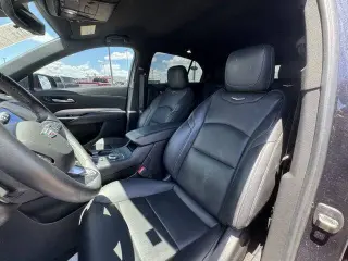 2022 Cadillac XT4 Premium Luxury