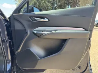 2022 Cadillac XT4 Premium Luxury