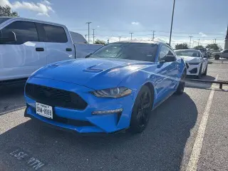 2022 Ford Mustang EcoBoost