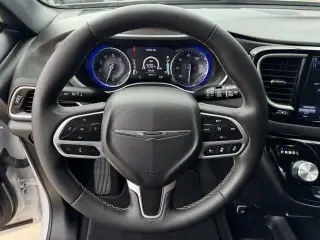 Chrysler Pacifica 2025 Select 4dr Mini-Van