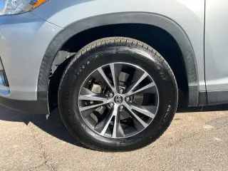 Toyota Highlander 2019 LE 4dr SUV (3.5L V6)