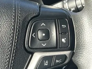 Toyota Highlander 2019 LE 4dr SUV (3.5L V6)