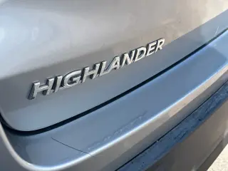 Toyota Highlander 2019 LE 4dr SUV (3.5L V6)