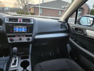 2017 Subaru Legacy 2.5i