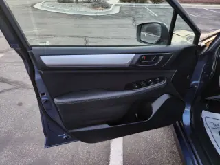 2017 Subaru Legacy 2.5i