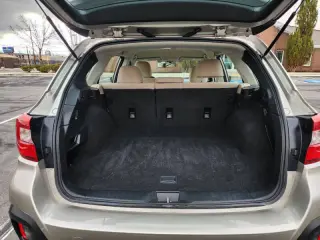2019 Subaru Outback 2.5i