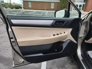 2019 Subaru Outback 2.5i