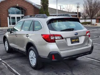 2019 Subaru Outback 2.5i