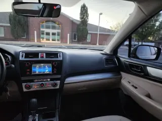 2017 Subaru Outback 2.5i