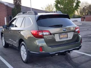 2017 Subaru Outback 2.5i