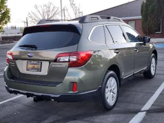 2017 Subaru Outback 2.5i
