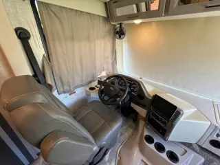 2023 Thor Motor Coach Windsport M-31c