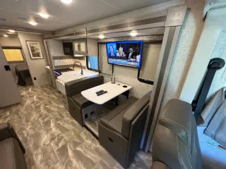 2023 Thor Motor Coach Windsport M-31c