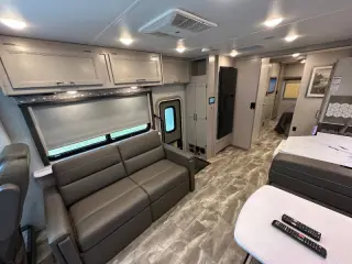 2023 Thor Motor Coach Windsport M-31c