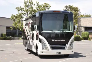 2023 Thor Motor Coach Windsport M-31c
