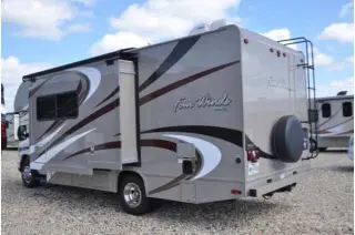 2015 Thor Motor Coach Four Winds Beach Cruiser