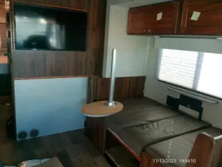 2020 Winnebago Intent 28y