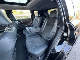 2023 Mitsubishi Outlander PHEV SE