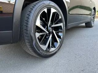 2023 Mitsubishi Outlander PHEV SE