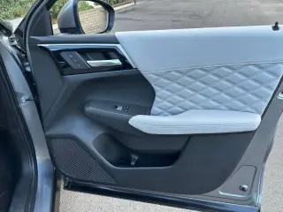 2023 Mitsubishi Outlander PHEV SEL