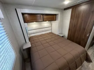 2020 Winnebago Intent 28y