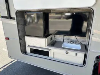 2020 Winnebago Intent 28y