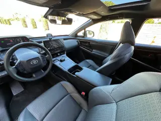 2023 Toyota bZ4X Limited