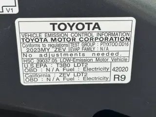 2023 Toyota bZ4X Limited