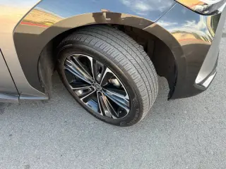 2023 Toyota bZ4X Limited