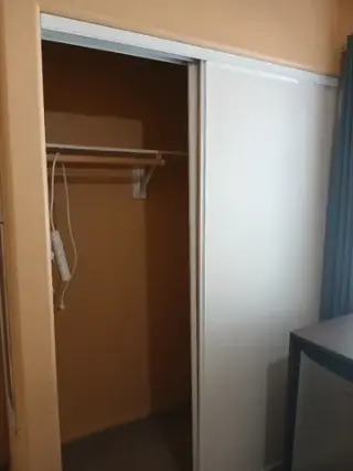 RENT ROOM RIALTO AV/PEPPER AV