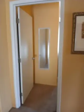RENT ROOM RIALTO AV/PEPPER AV