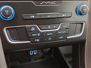 Ford Fusion 2020 SE 4dr Sedan