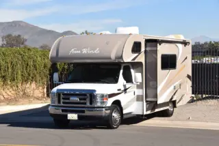2015 Thor Motor Coach Four Winds