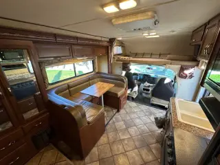 2015 Thor Motor Coach Four Winds