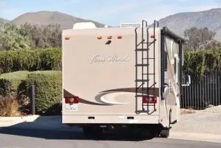 2015 Thor Motor Coach Four Winds