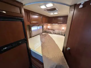 2015 Thor Motor Coach Four Winds