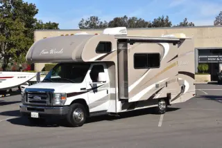 2015 Thor Motor Coach Four Winds