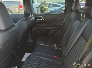 2023 Mitsubishi Outlander PHEV SEL