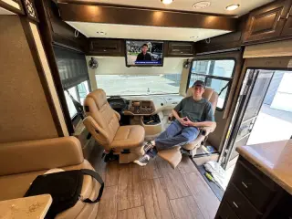 2020 Tiffin Alegro Open Road