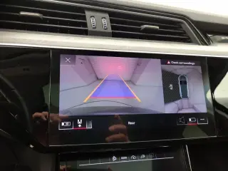 Audi e-tron 2021 AWD quattro Premium Plus 4dr SUV
