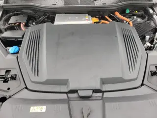 Audi e-tron 2021 AWD quattro Premium Plus 4dr SUV