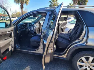 2011 Kia Sorento LX