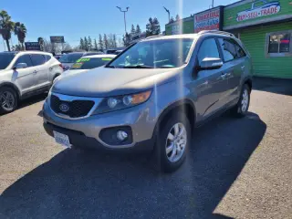 2011 Kia Sorento LX