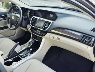 2017 Honda Accord Hybrid EX-L