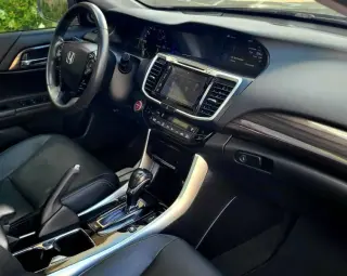 2017 Honda Accord Hybrid EX-L