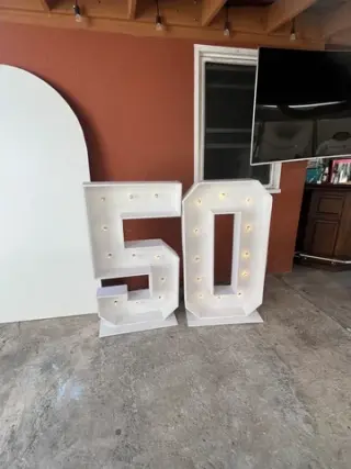 Marquee numbers 4ft w/lights