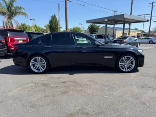 2012 BMW 7 Series 750i